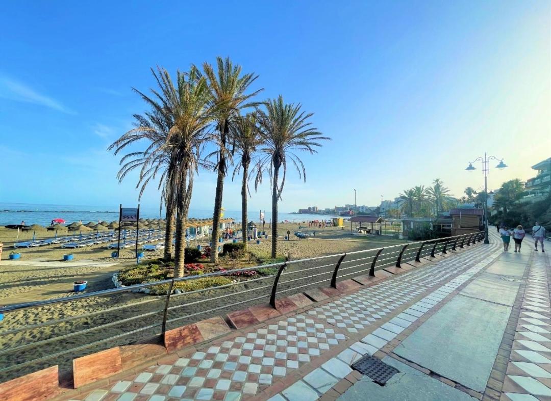 Estreno Benalbeach Vistas Al Mar Estudio Deluxe Benalmadena Bagian luar foto