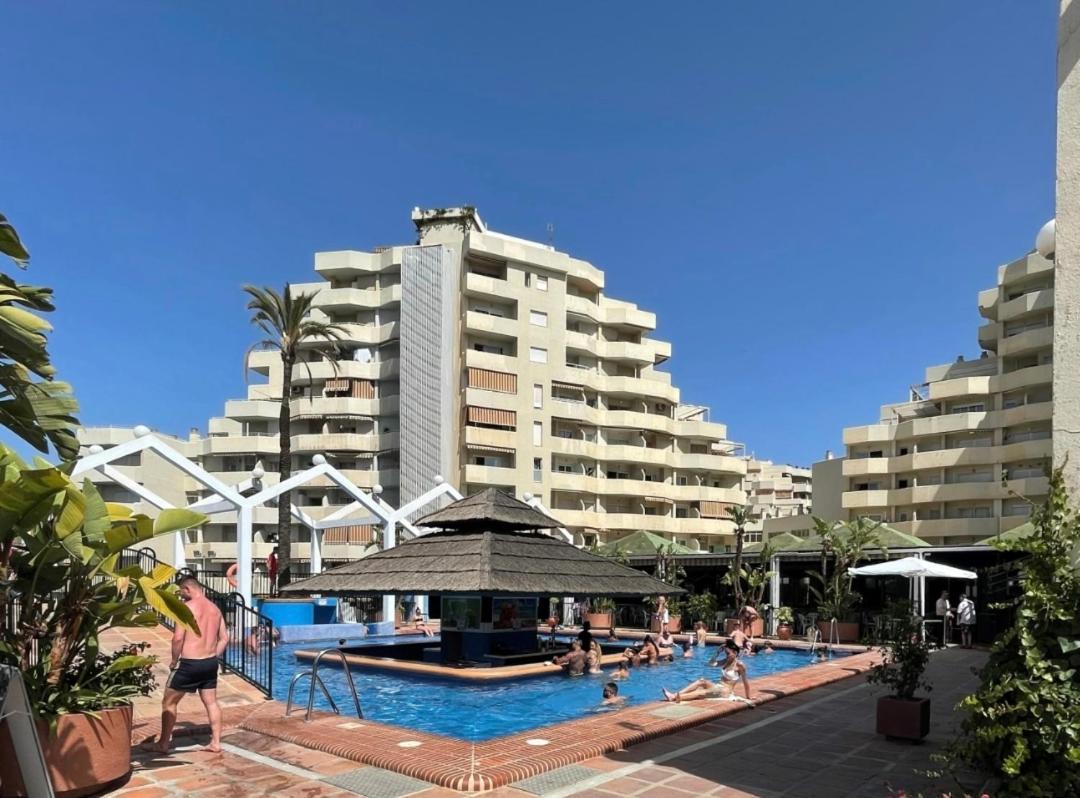 Estreno Benalbeach Vistas Al Mar Estudio Deluxe Benalmadena Bagian luar foto